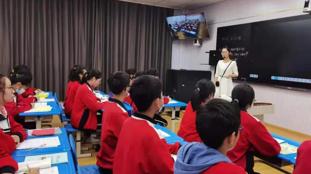 【學(xué)習(xí)強(qiáng)國】四川閬中：聚焦應(yīng)用實(shí)效，扎實(shí)推進(jìn)教育信息化2.0