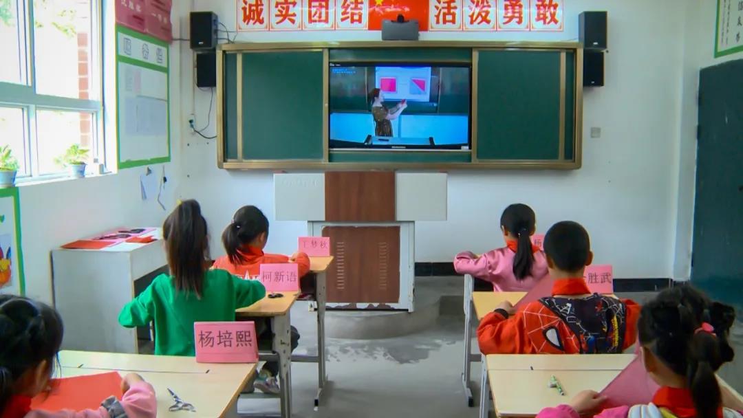 湖北竹山專遞課堂，助推城鄉(xiāng)教育均衡發(fā)展