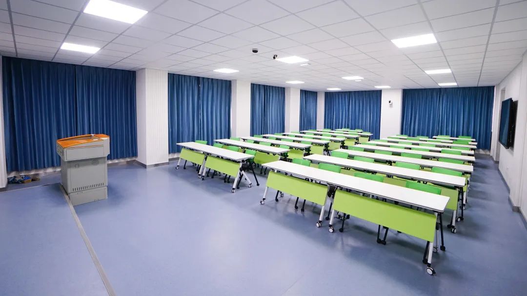 河南師范大學(xué)：微格教學(xué)，提升師范生教育實(shí)踐能力