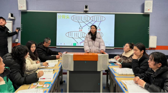 湖北襄陽：教聯(lián)體在行動，云端教研新體驗